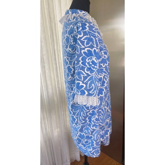Vintage 1950s peignoir, short blue floral 3/4 sleeves robe, Dream-A-Way - Picture 6 of 9